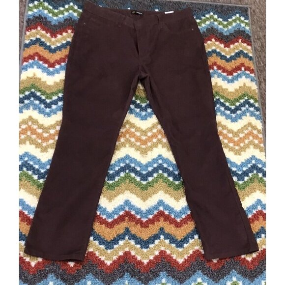 Womans Lee 18 Medium Rust Colored Corduroy Pants - Picture 1 of 2